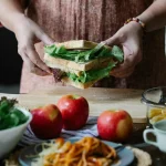 Pasta na kanapki: kilka przepisów na pyszny i szybkie smarowidło